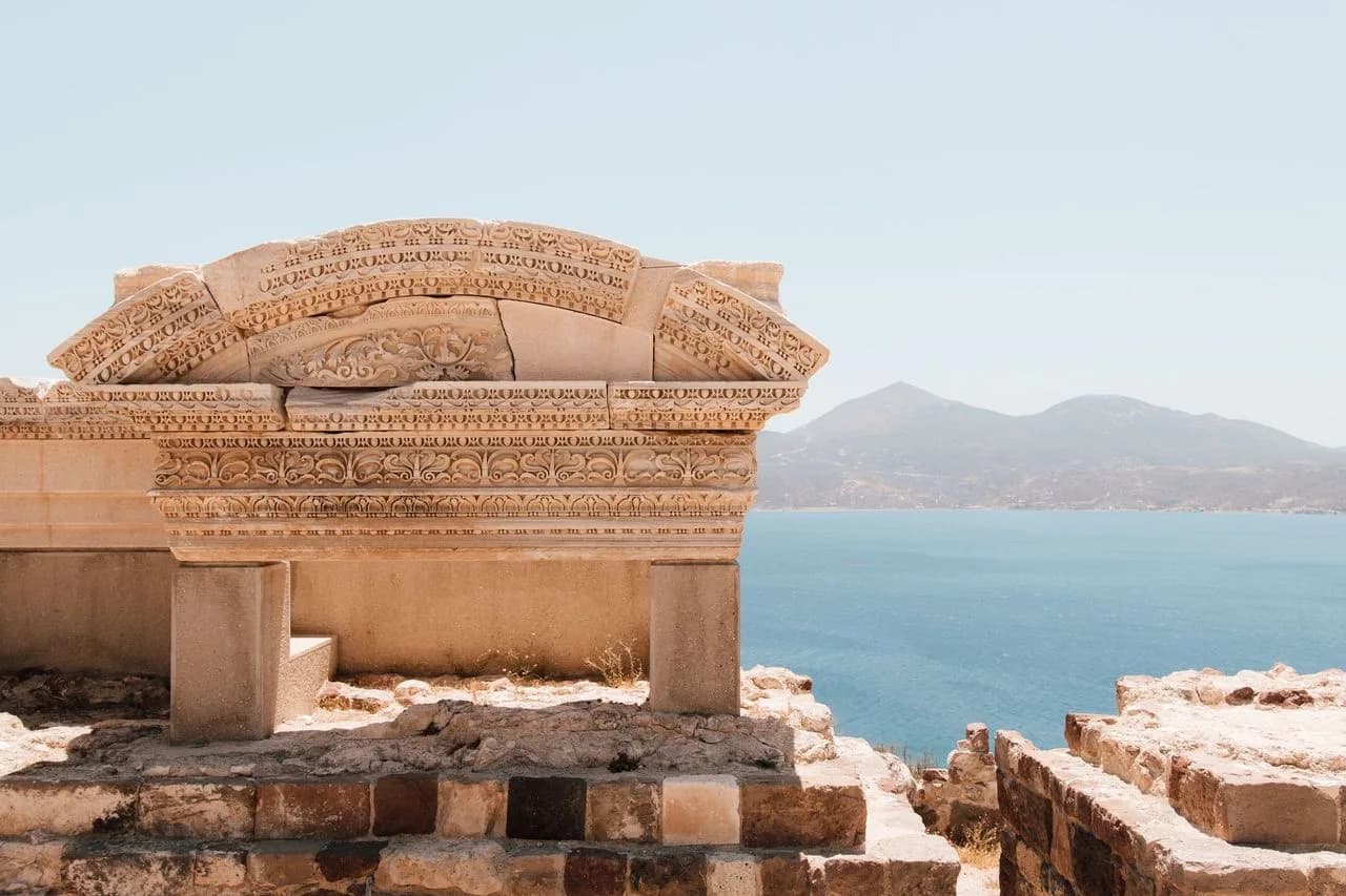 Best of Milos Half-Day Private Land Tour