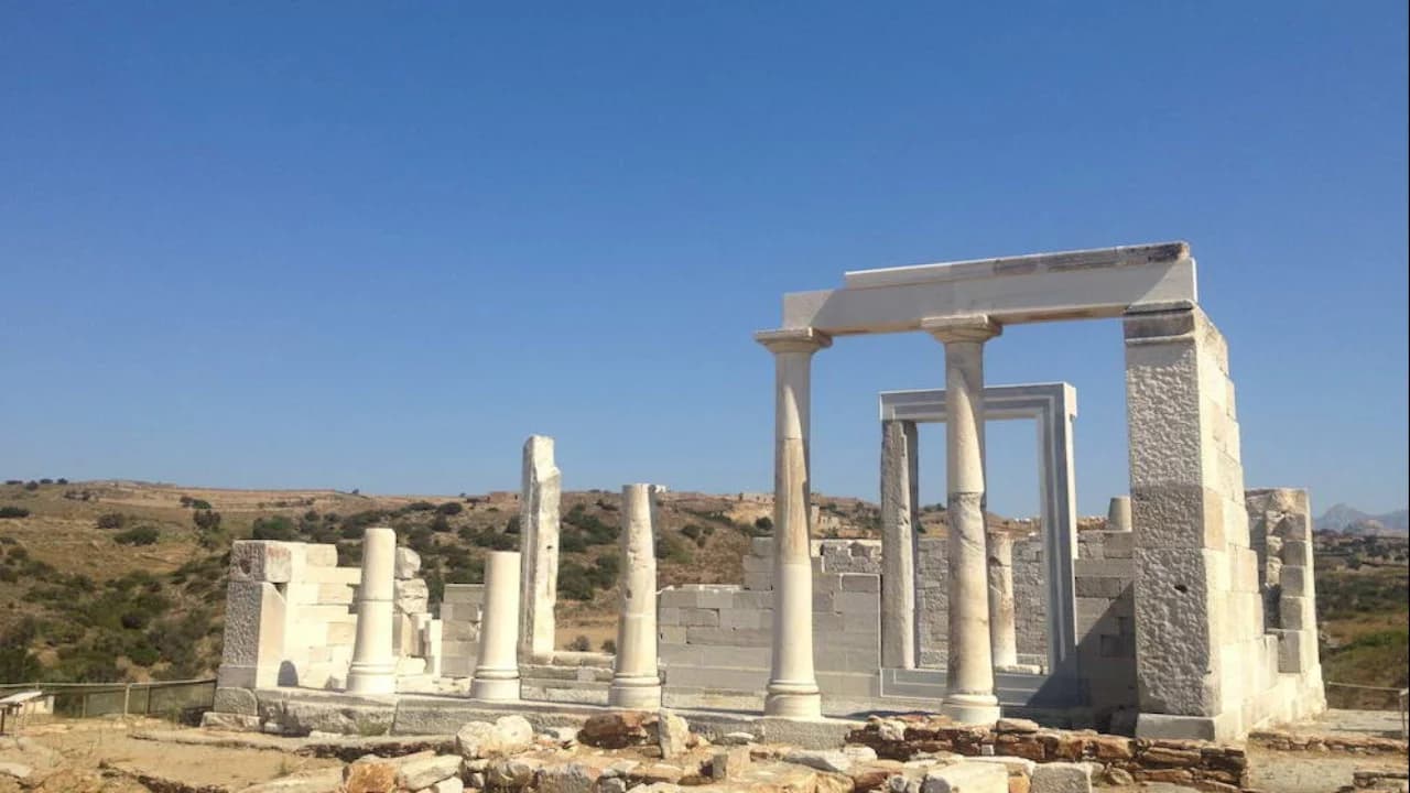 Naxos Mythology and Wine Experience with Local Cheese